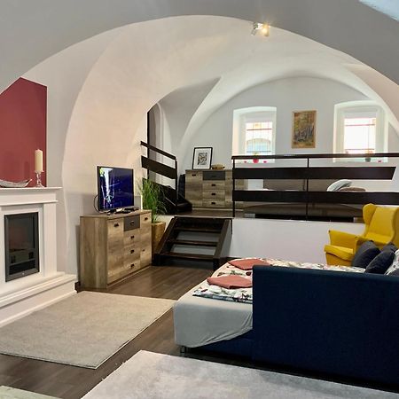 쇼프론 Nuovo Casa 아파트 외부 사진
