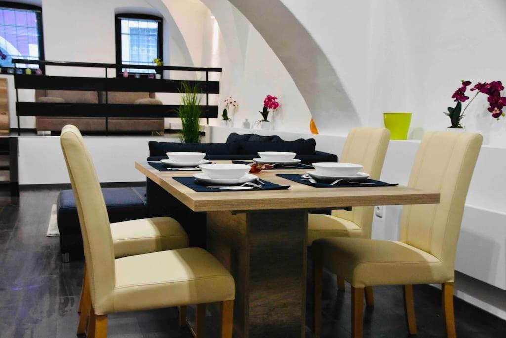 쇼프론 Nuovo Casa 아파트 외부 사진